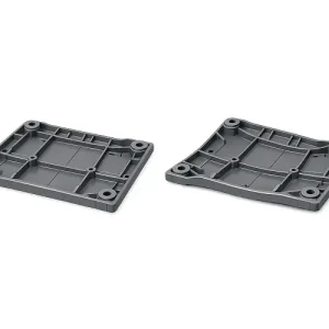 Comparison of stable and slightly warped injection molded plastic parts